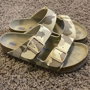 Tan/Brown Camouflage Birkenstock Arizona sandals